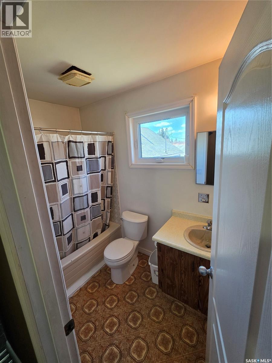 725 2nd AVENUE - 9