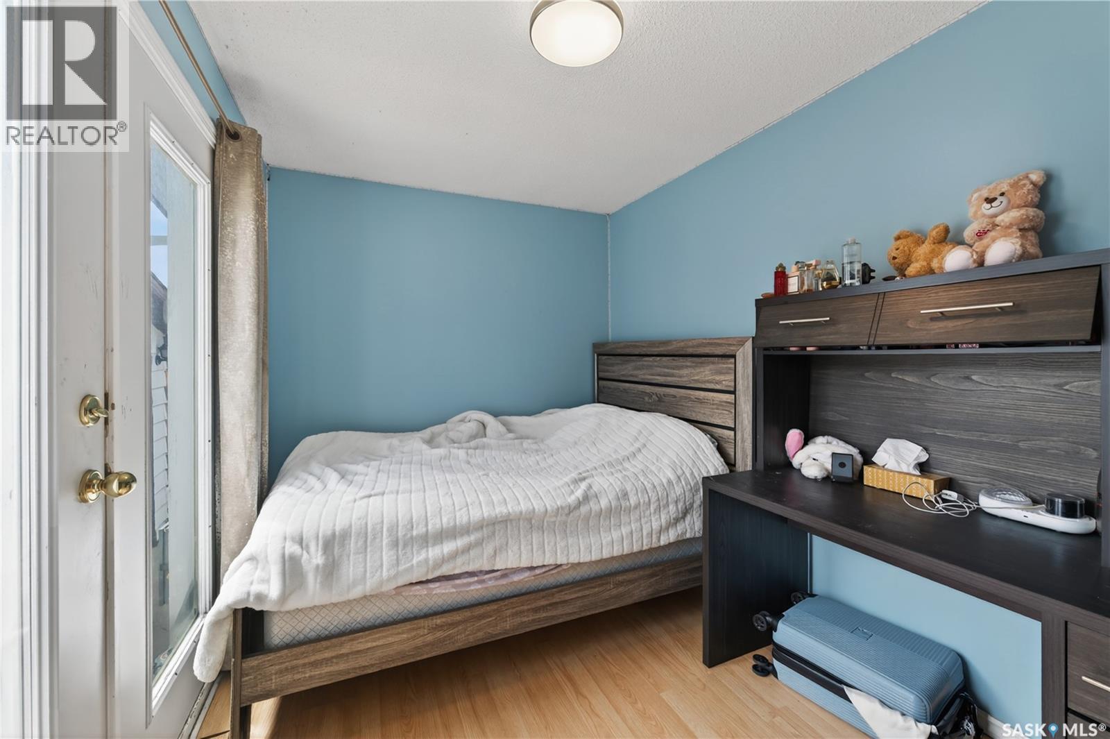 1329 Rupert STREET - 11