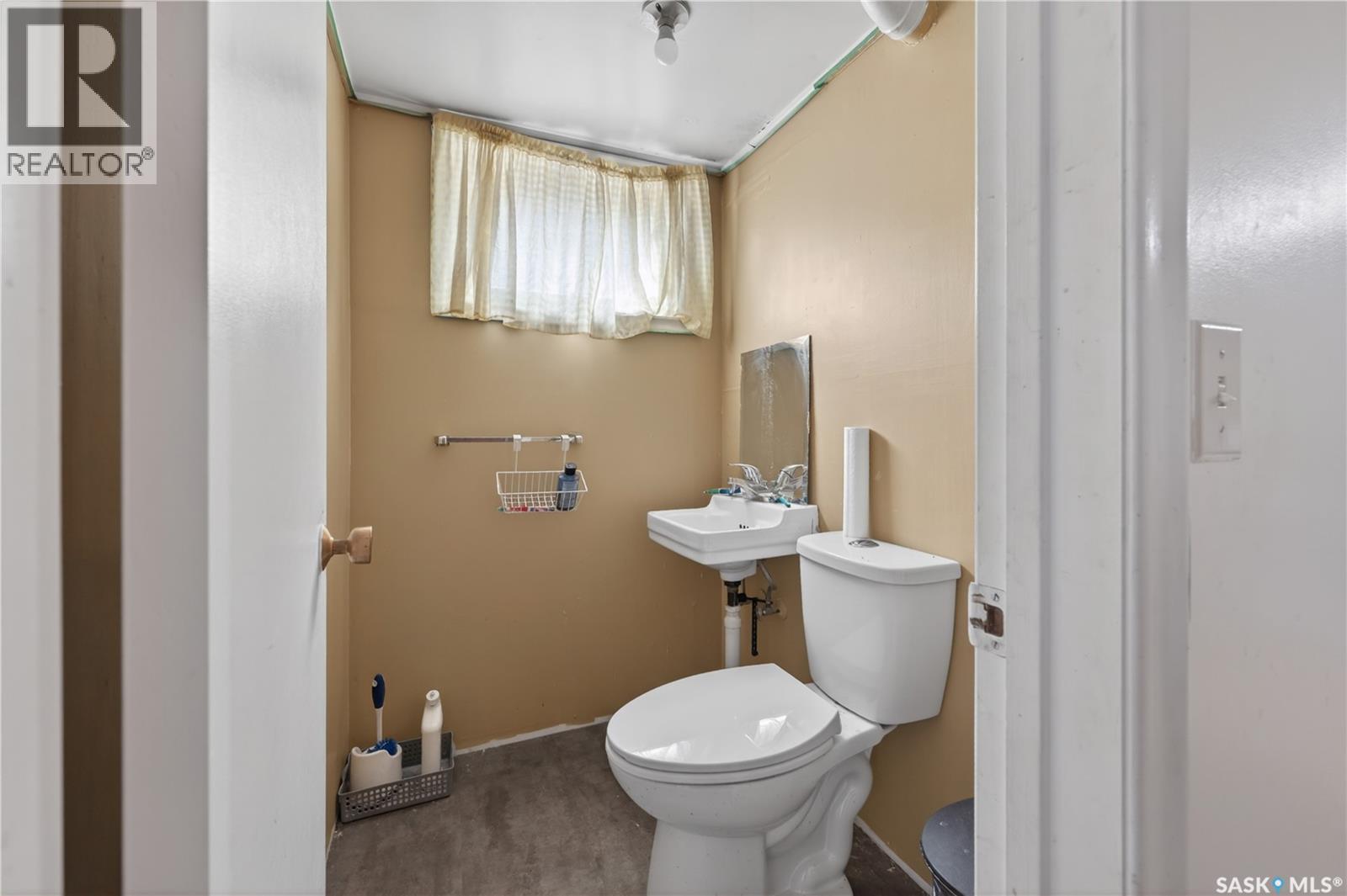 1329 Rupert STREET - 20