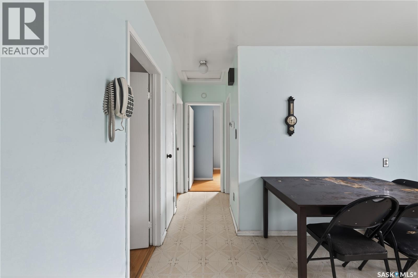 1329 Rupert STREET - 8