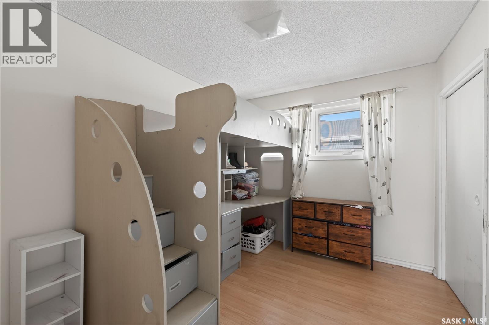 1329 Rupert STREET - 9