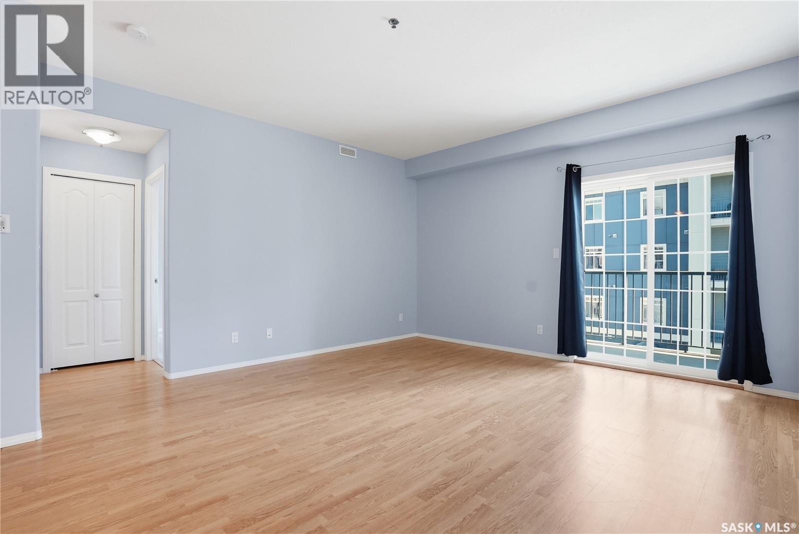 #313 333 Nelson ROAD - 13