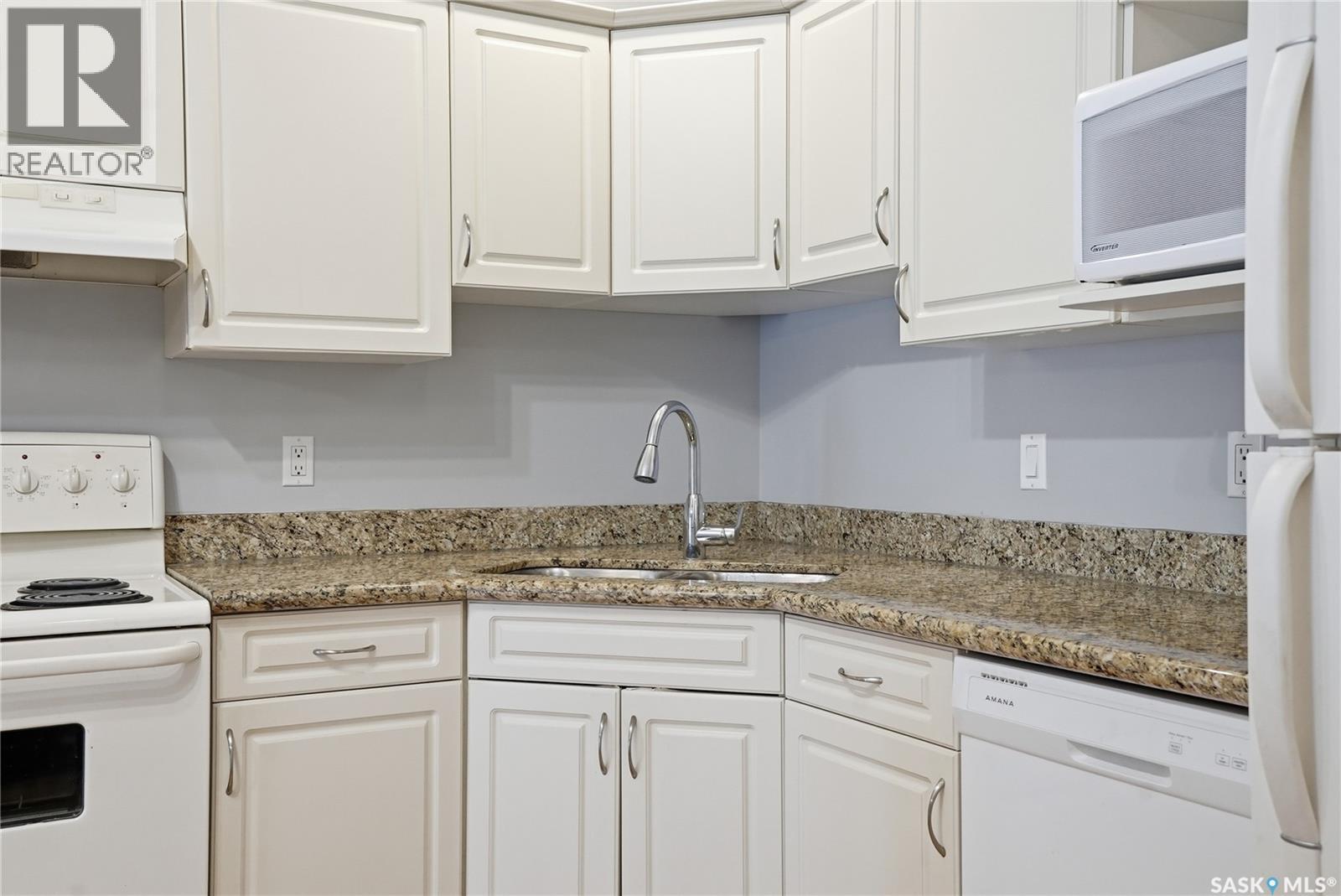 #313 333 Nelson ROAD - 16