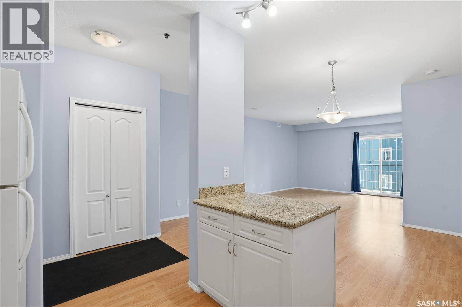 #313 333 Nelson ROAD - 20