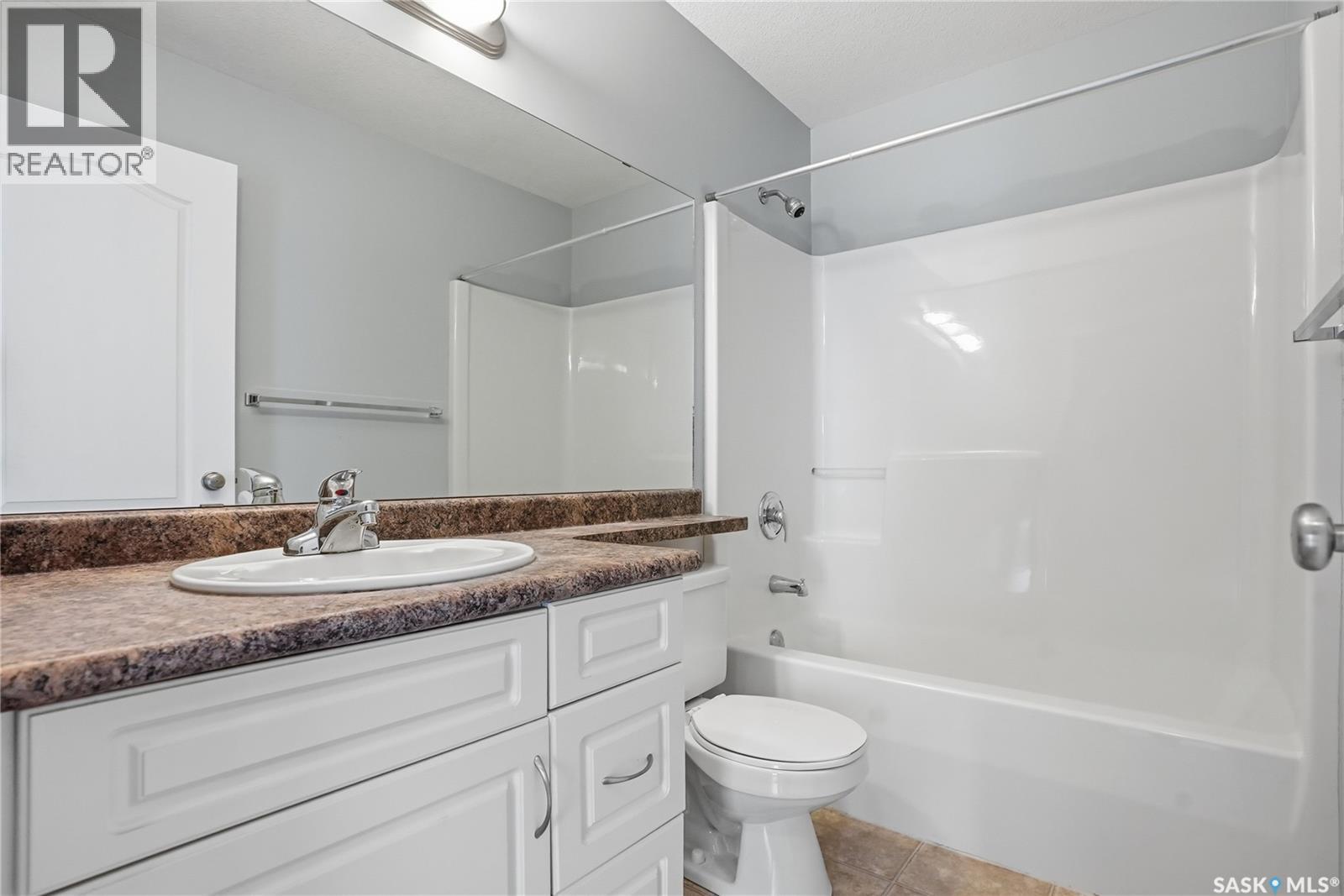 #313 333 Nelson ROAD - 31
