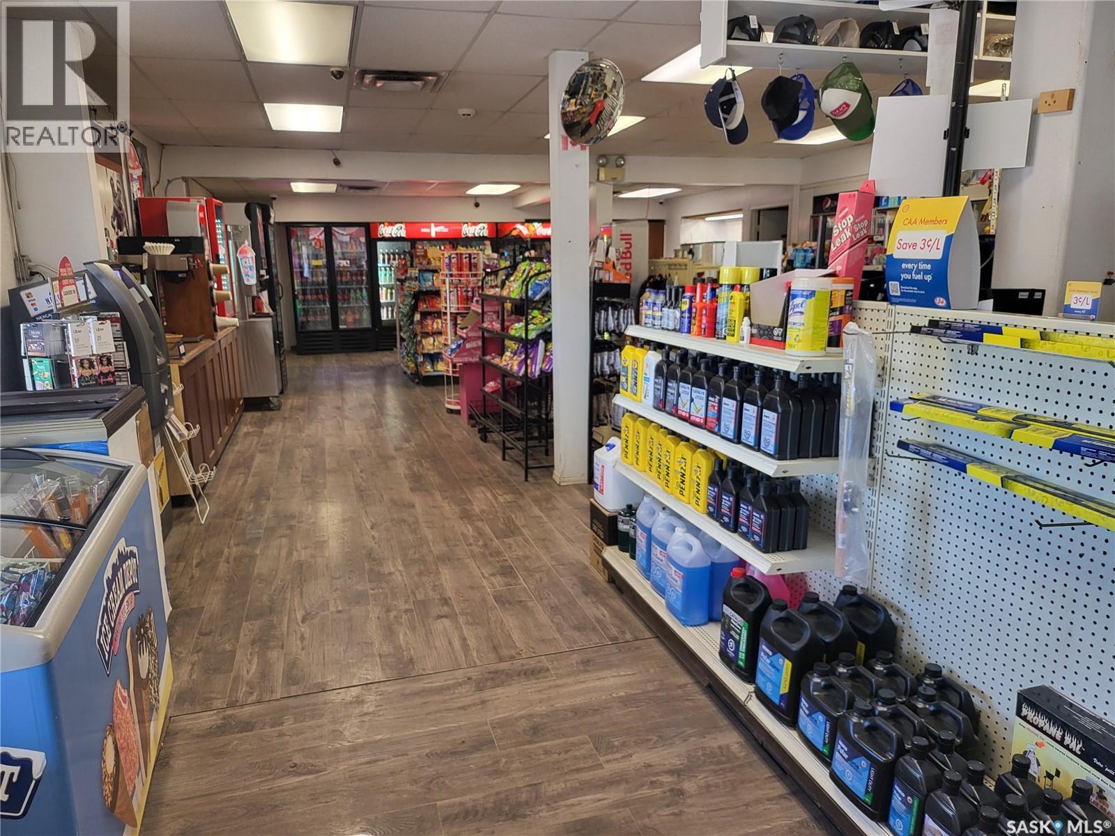 597 Bay AVENUE S — photo 10