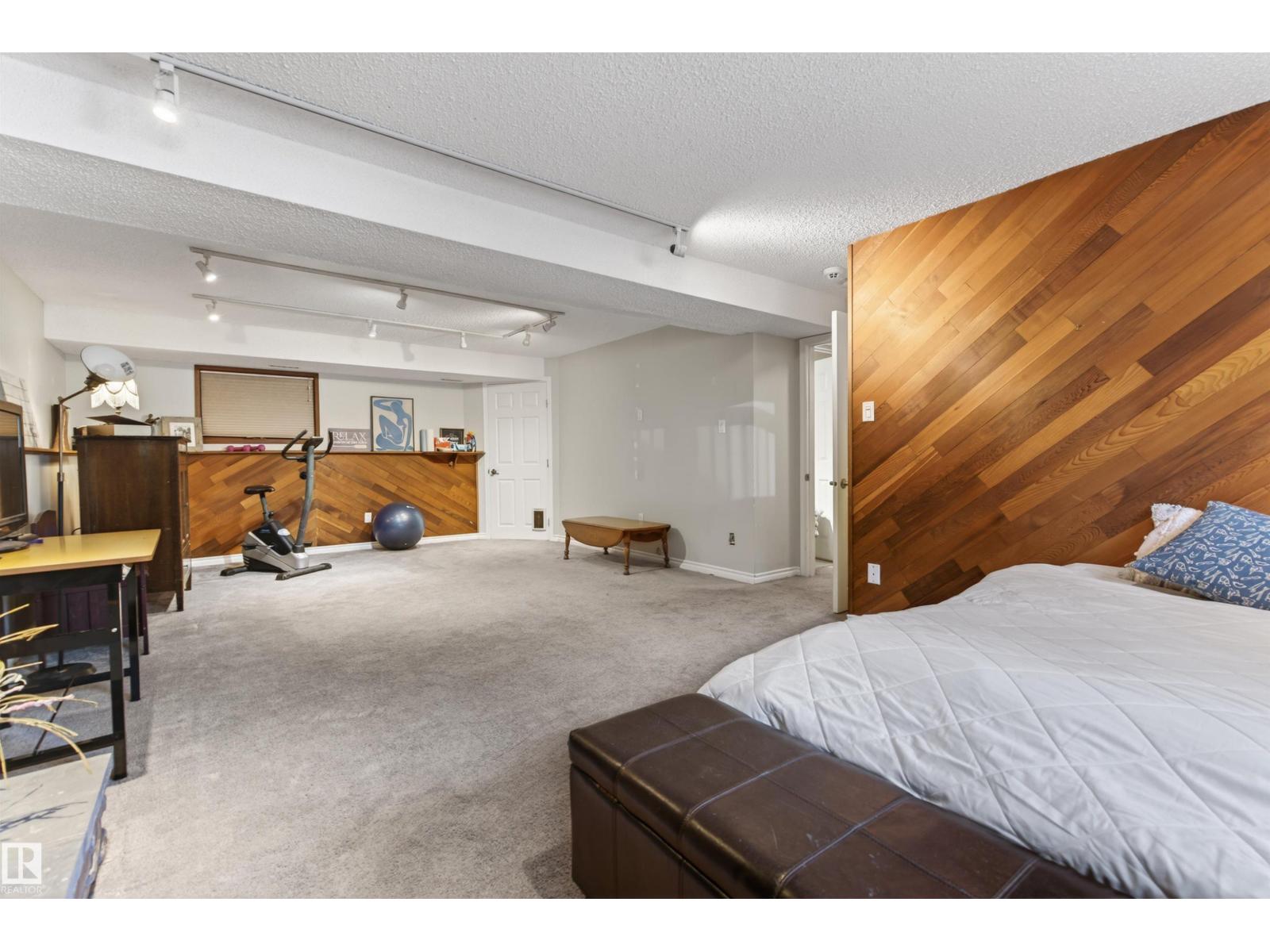 107 Spruce ST — photo 21