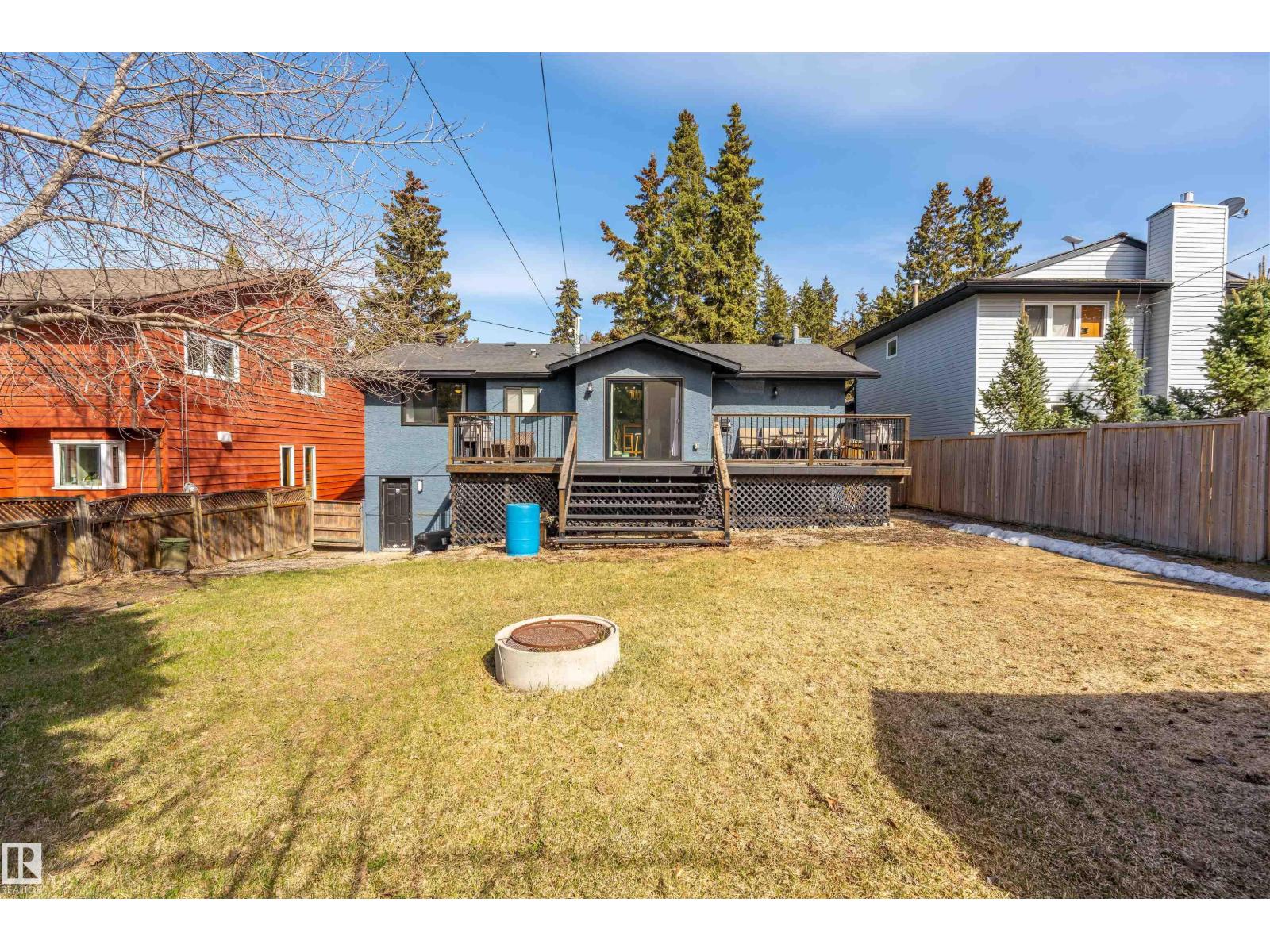 107 Spruce ST — photo 27