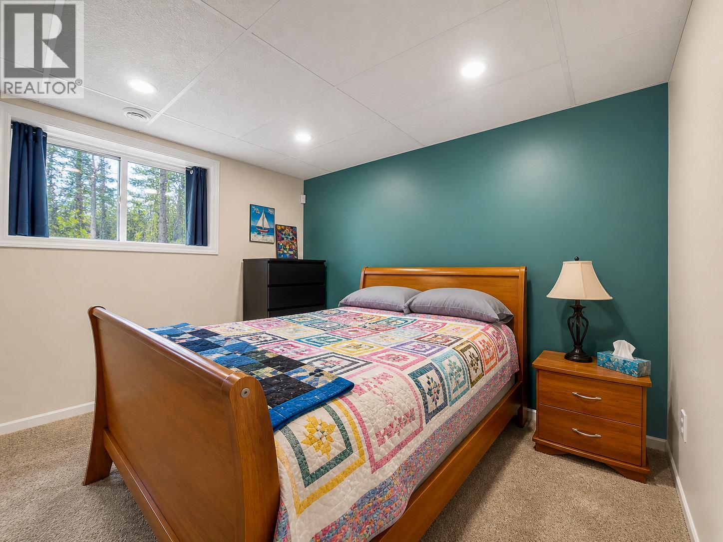 2568 SANDSTONE Green - 51