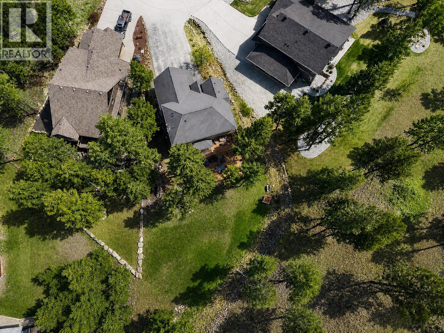 2568 SANDSTONE Green - 24