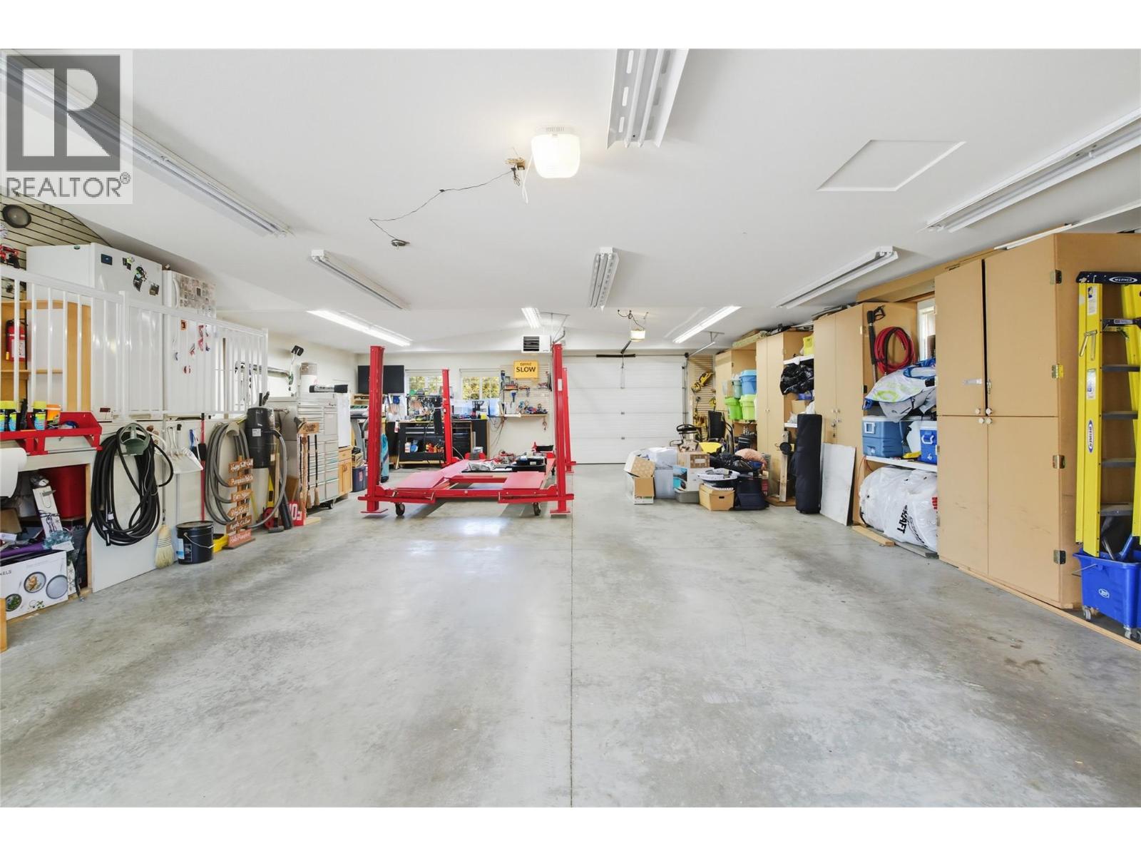 5996 Todd Hill Crescent - 28