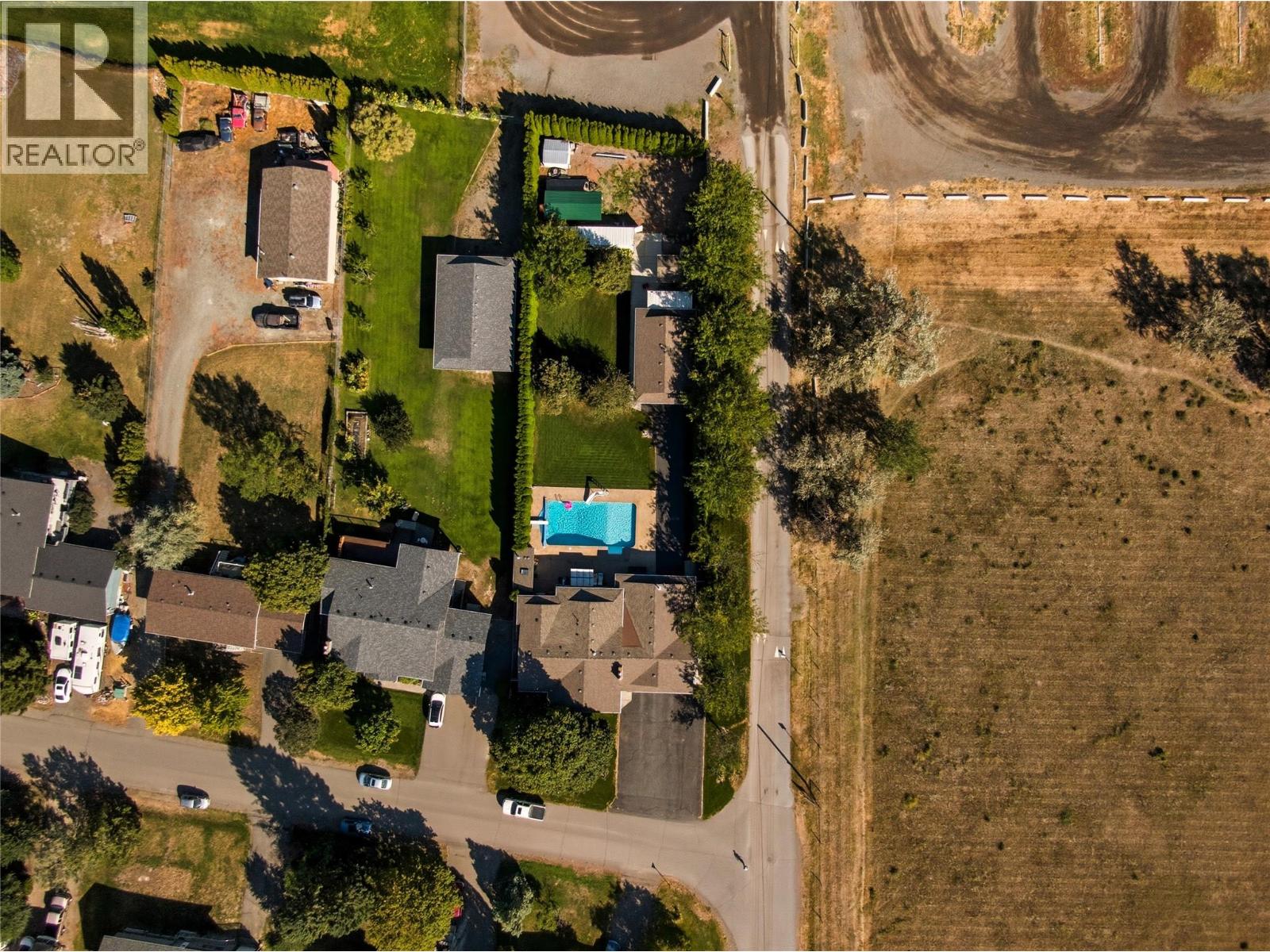5996 Todd Hill Crescent - 5