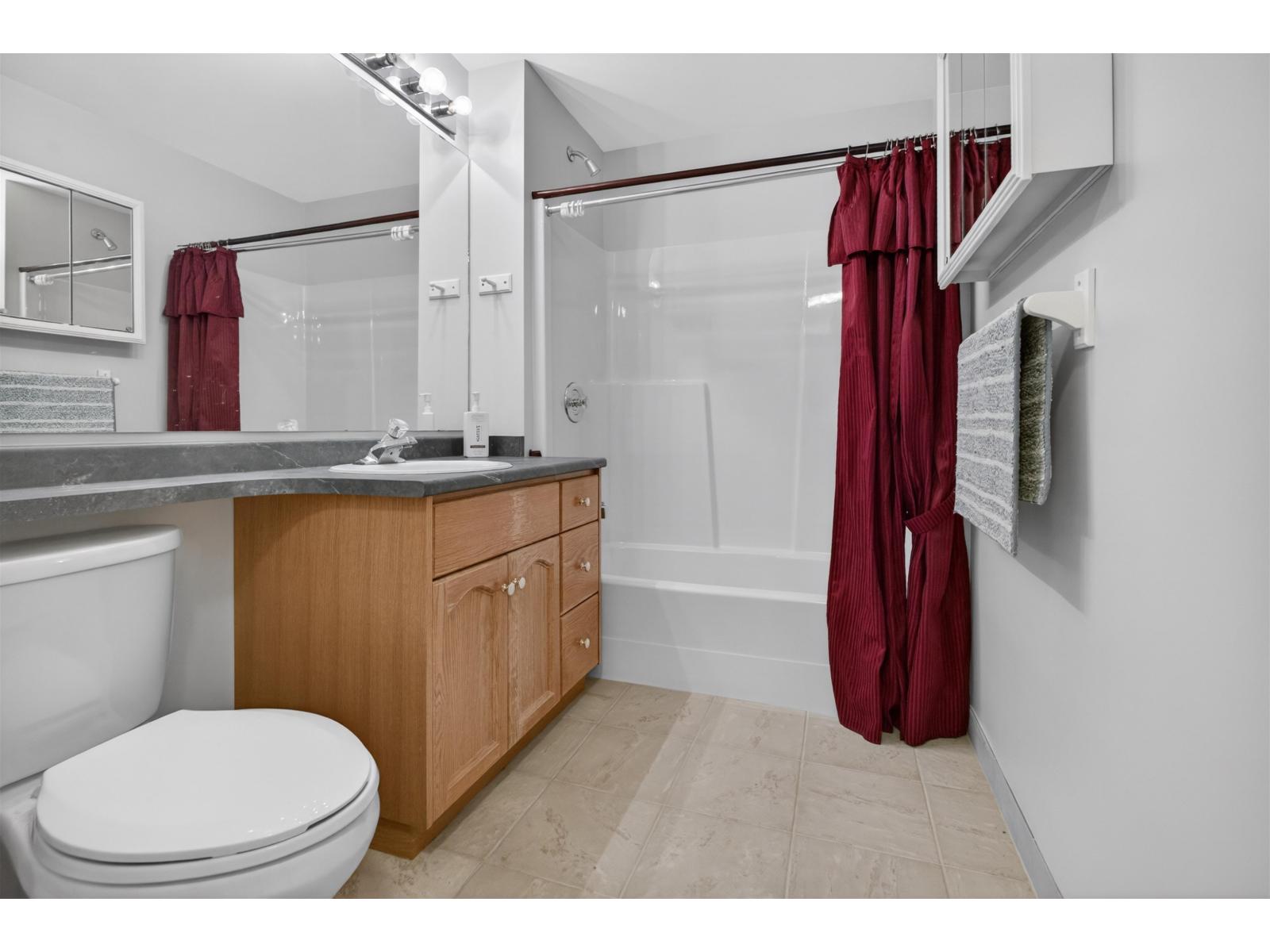 4 Bed, 3 Bath House for Sale in Abbotsford – 31515 SOUTHERN DRIVE, Abbotsford - Image 24
