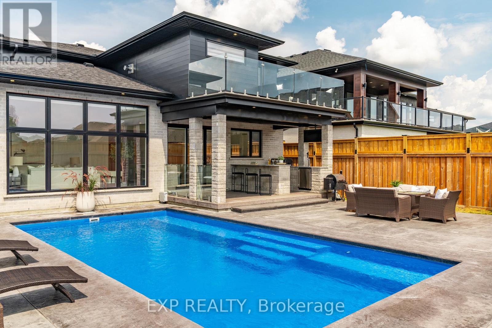 1052 WALTON AVENUE - 14
