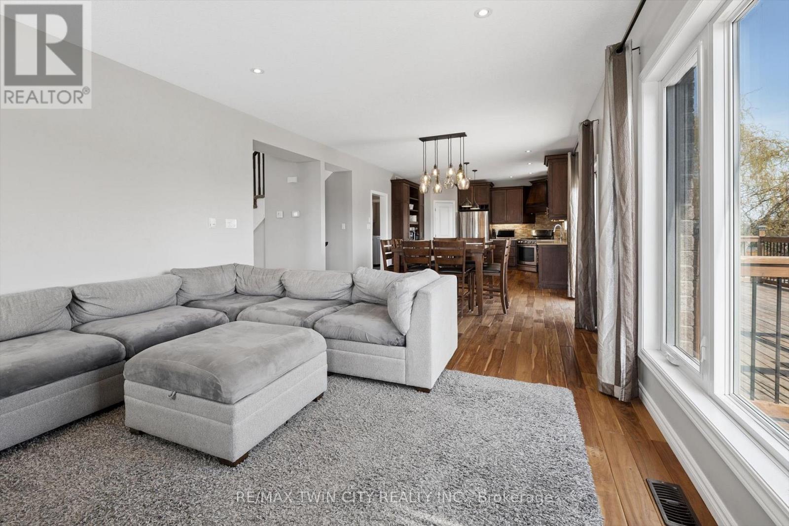 27 RIVER RUN ROAD - 20