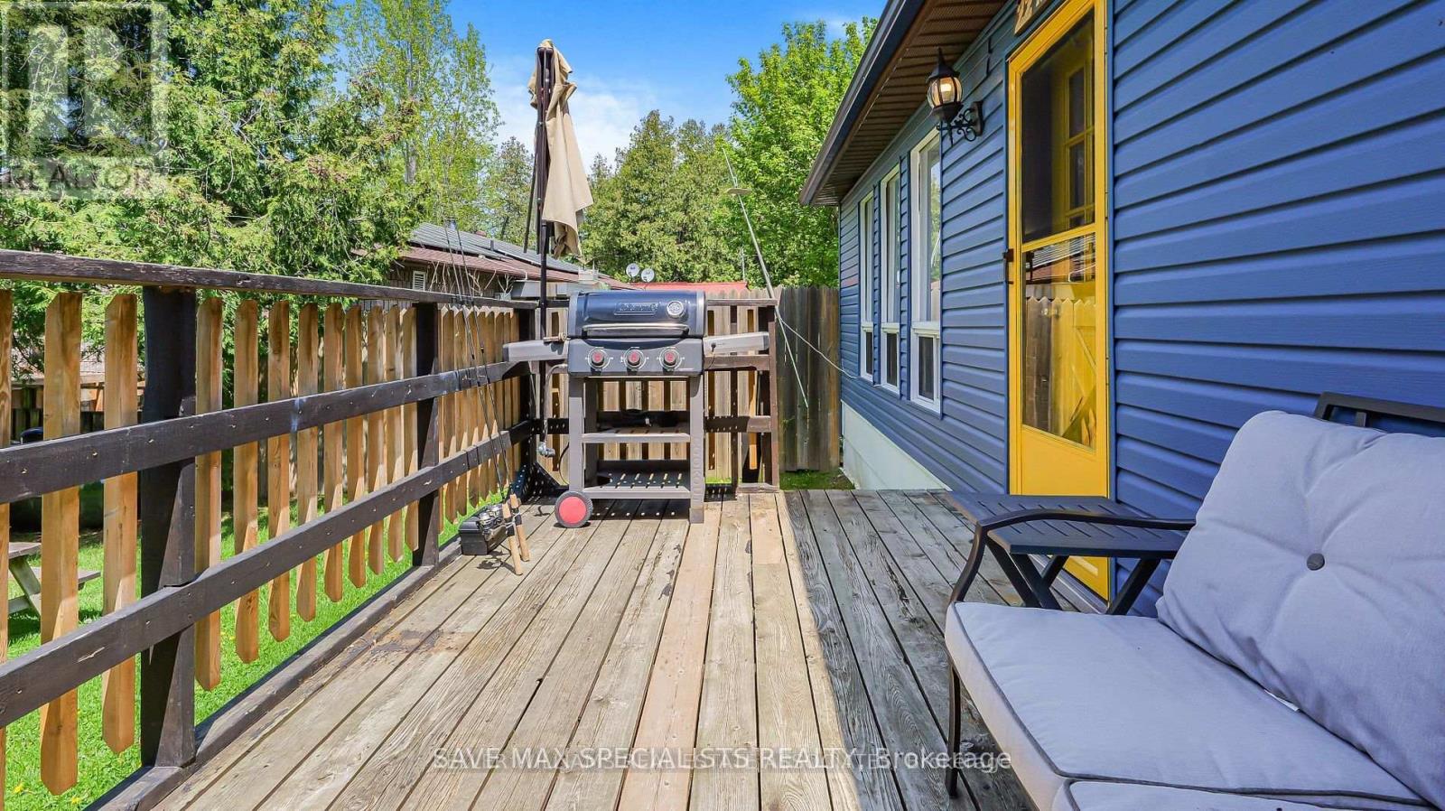 #22 230-232 LAKE DALRYMPLE ROAD - 1