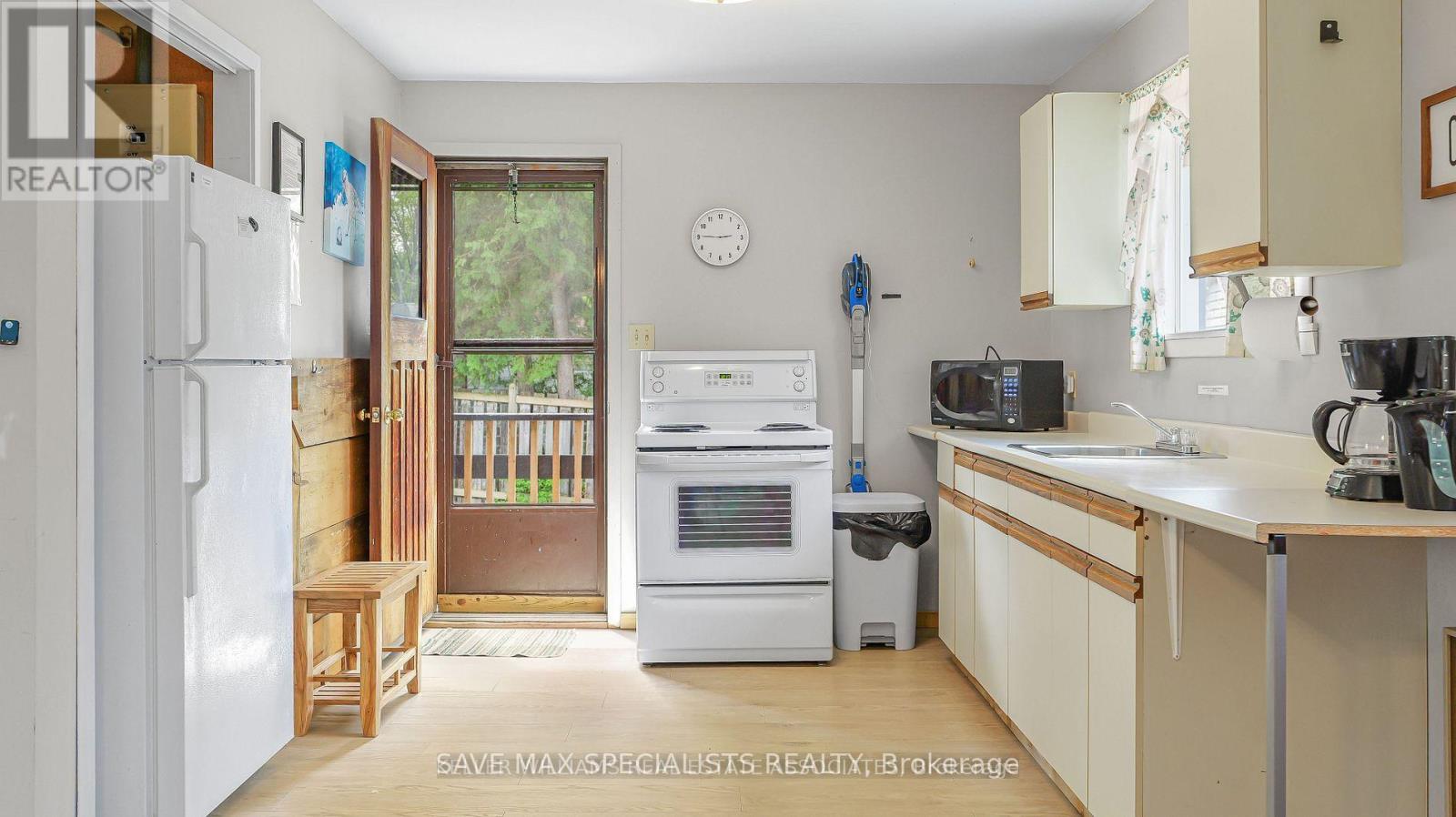 #22 230-232 LAKE DALRYMPLE ROAD - 12