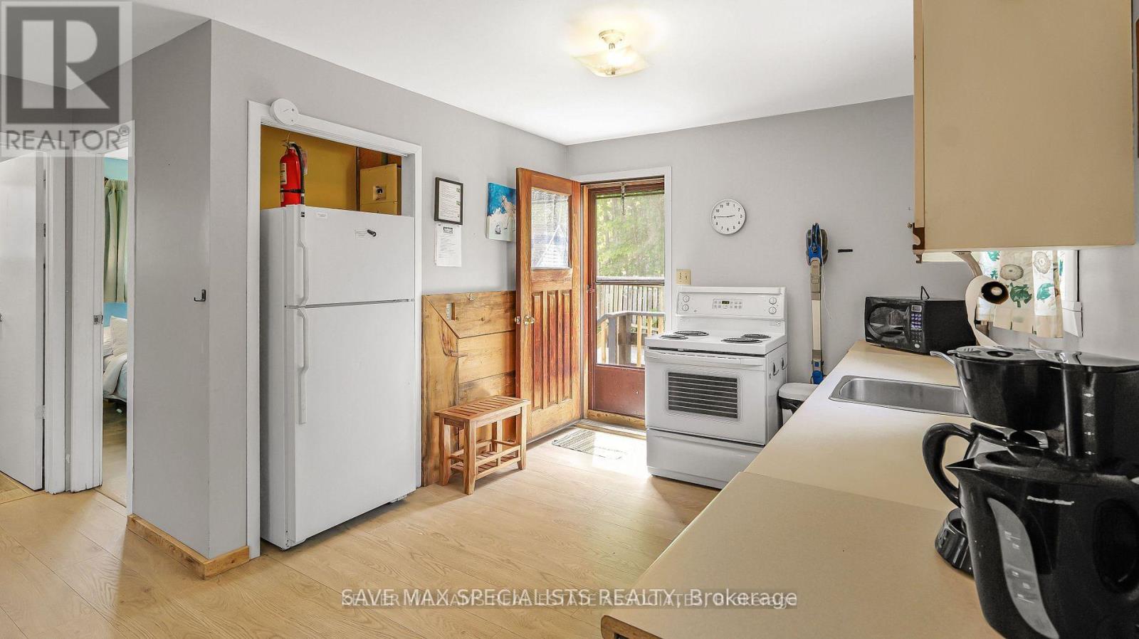 #22 230-232 LAKE DALRYMPLE ROAD - 17