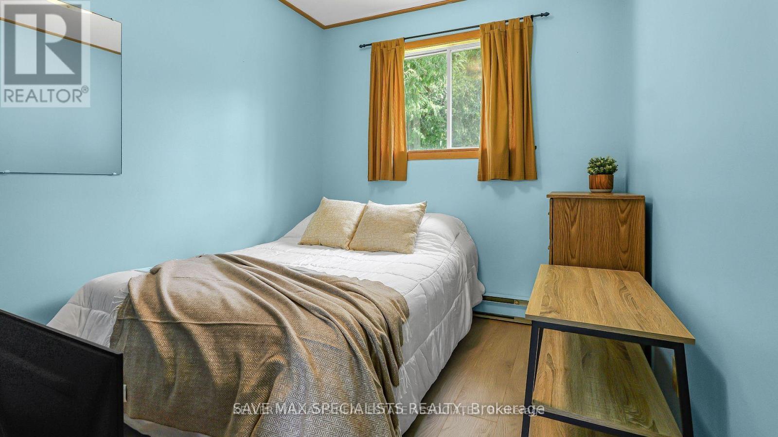 #22 230-232 LAKE DALRYMPLE ROAD - 23