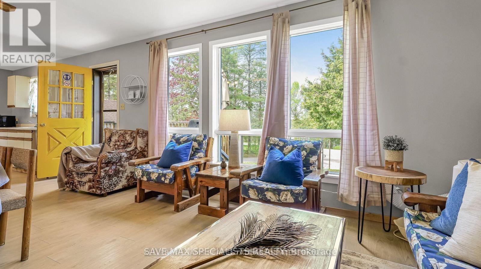 #22 230-232 LAKE DALRYMPLE ROAD - 27