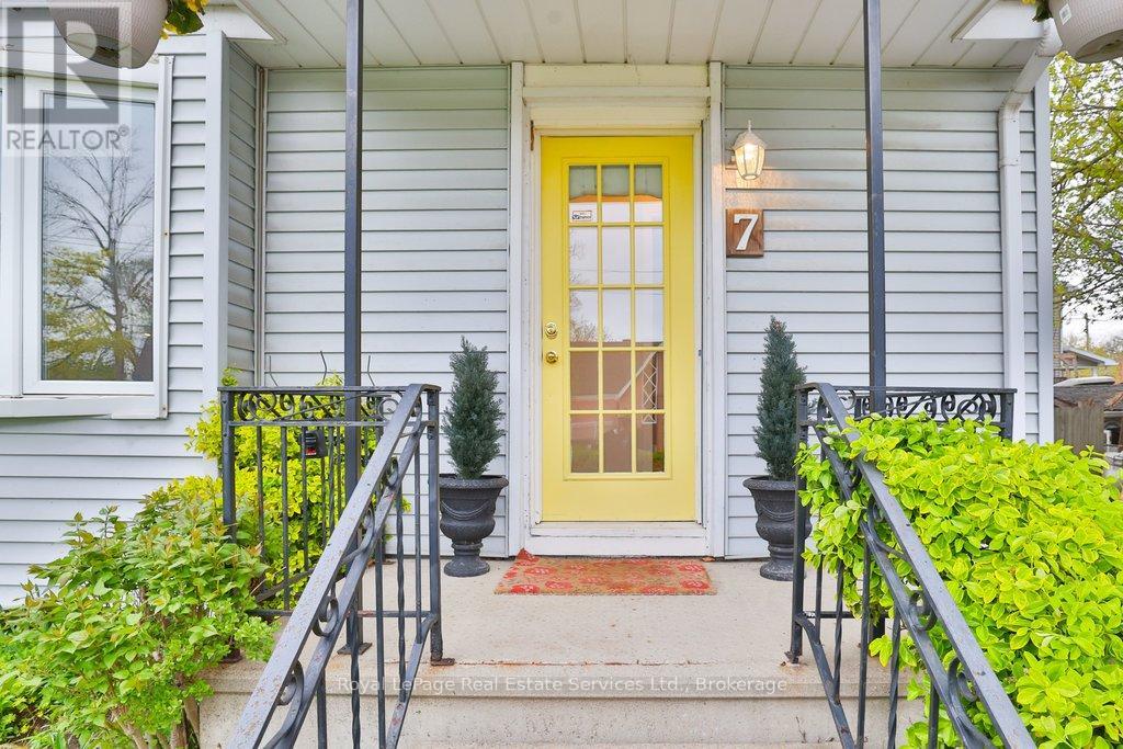 7 STEWART STREET - 4