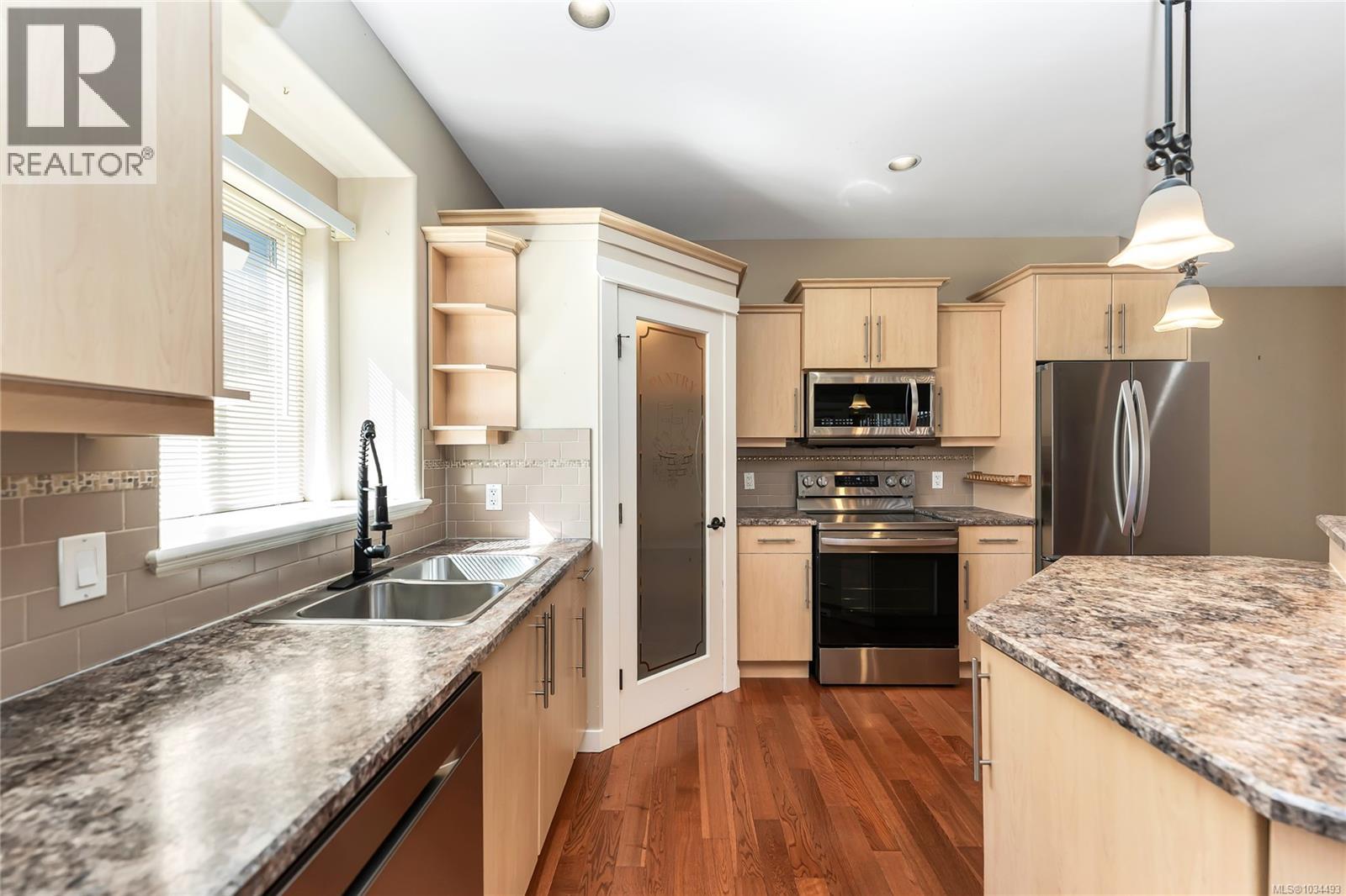 3031 Keystone Dr - 6