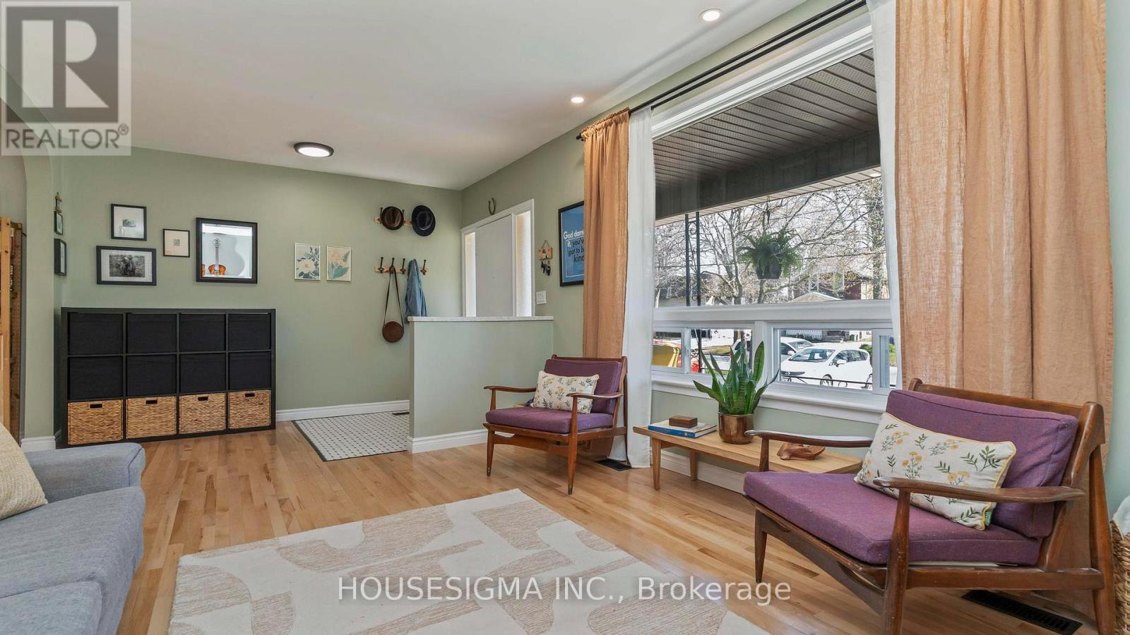 189 COLBORNE STREET - 7