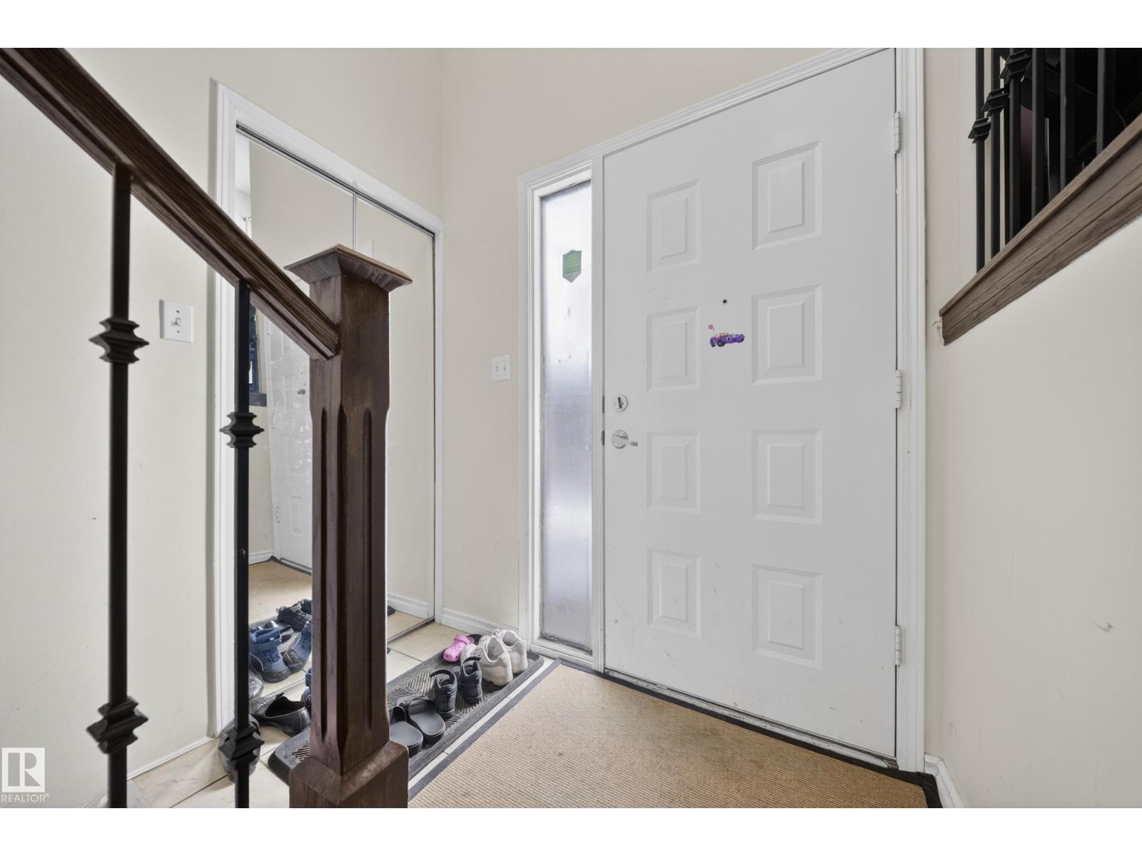 8312 29 AVE NW NW - 8