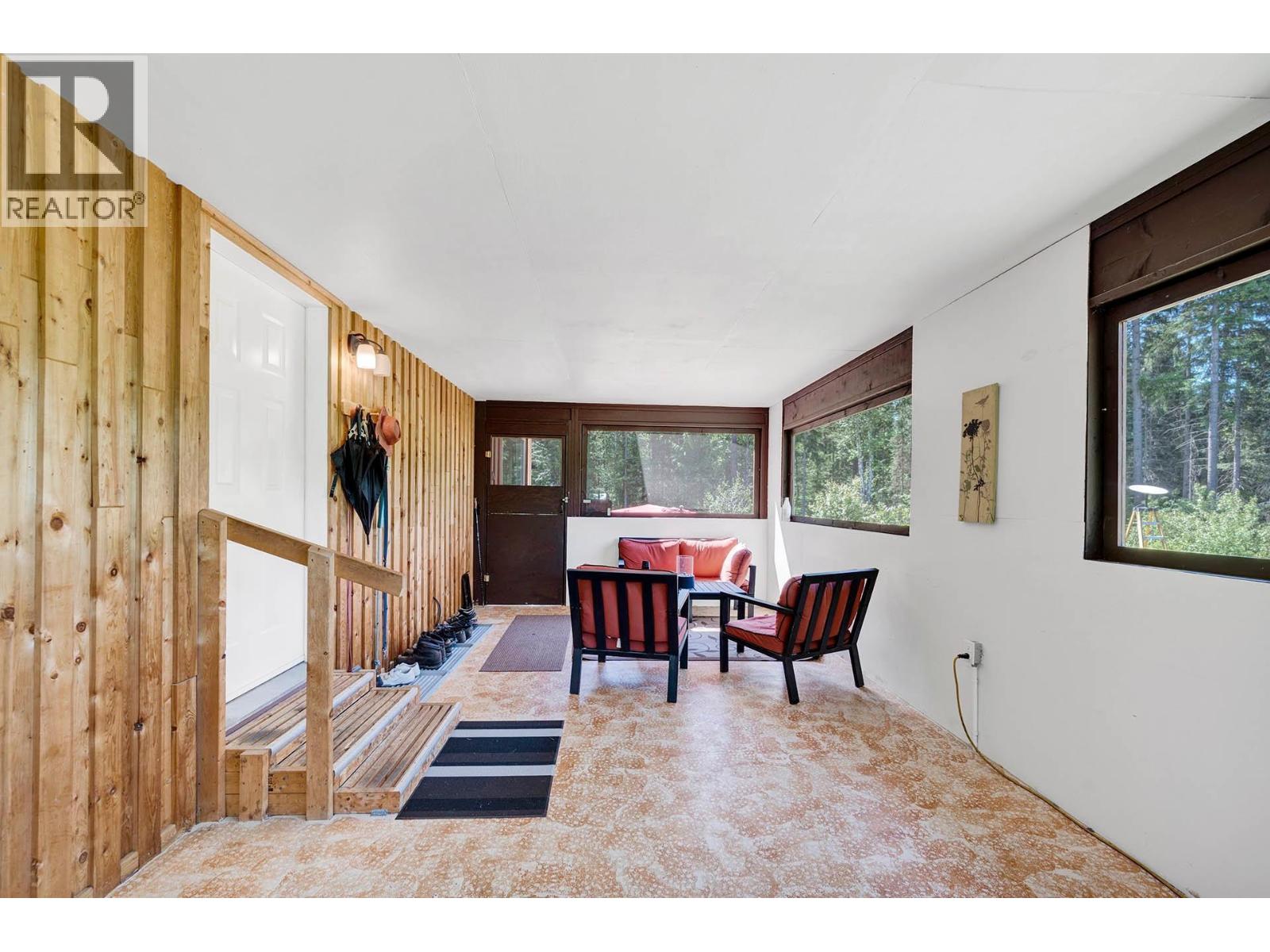 5305 Clearwater Valley Road - 15