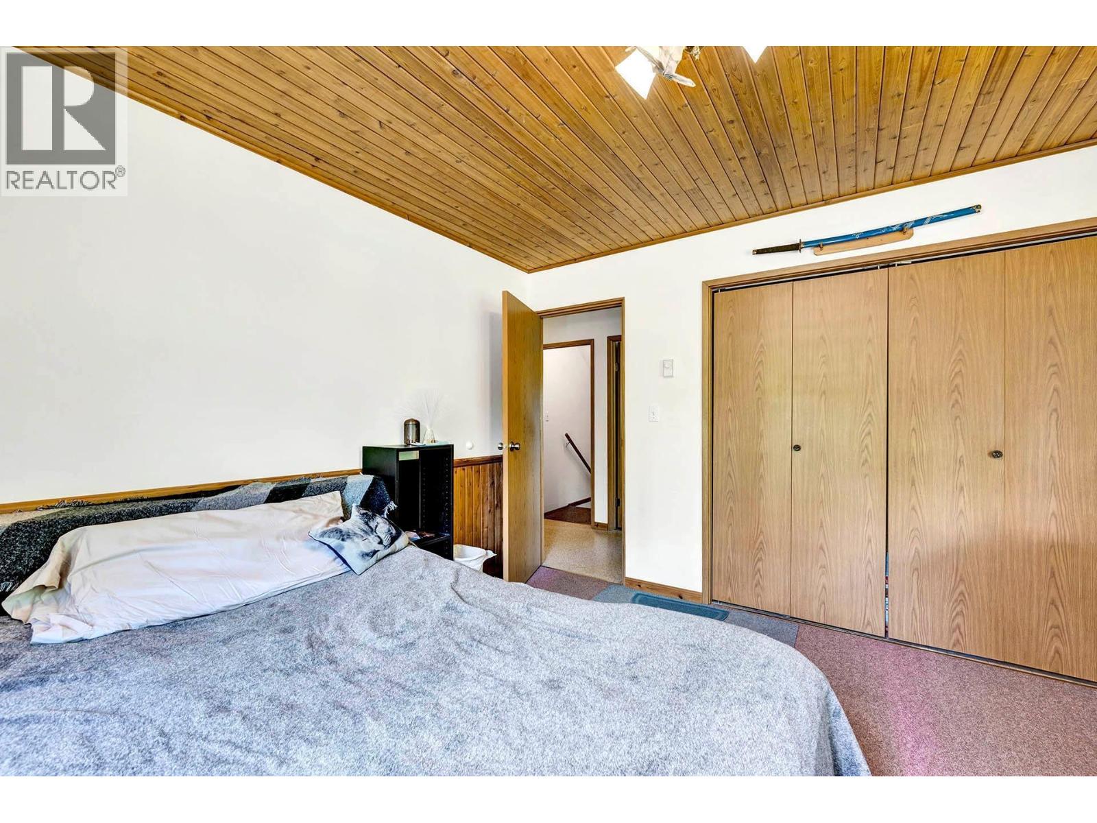 5305 Clearwater Valley Road - 27