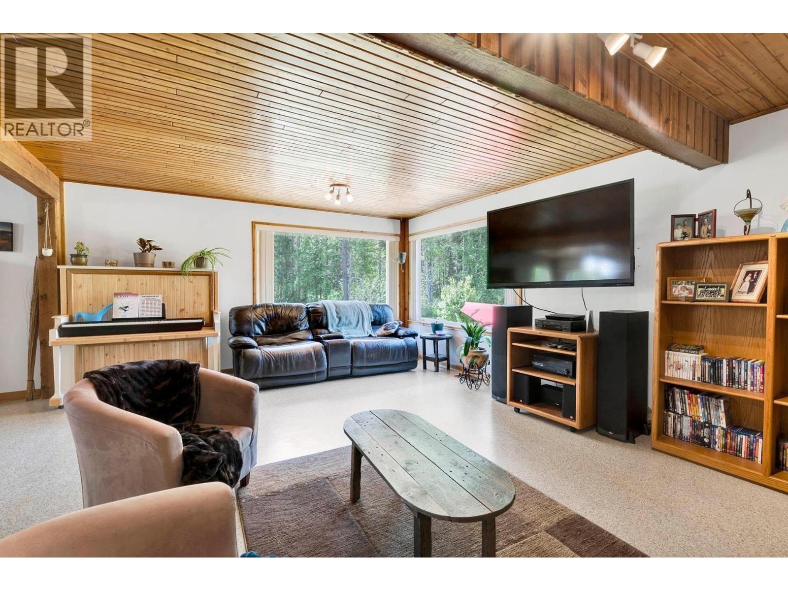 5305 Clearwater Valley Road - 11