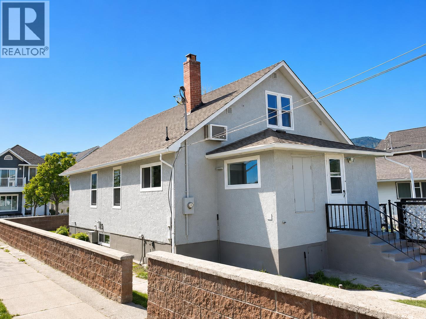498 Braid Street - 3