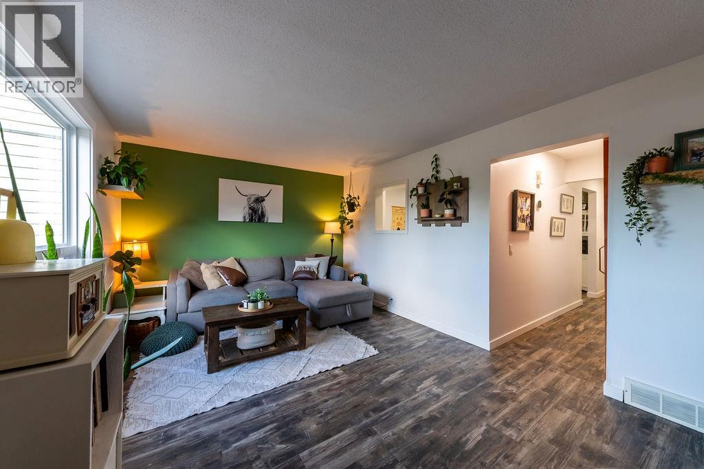 #63 2576 Sandpiper Drive Drive - Image 2