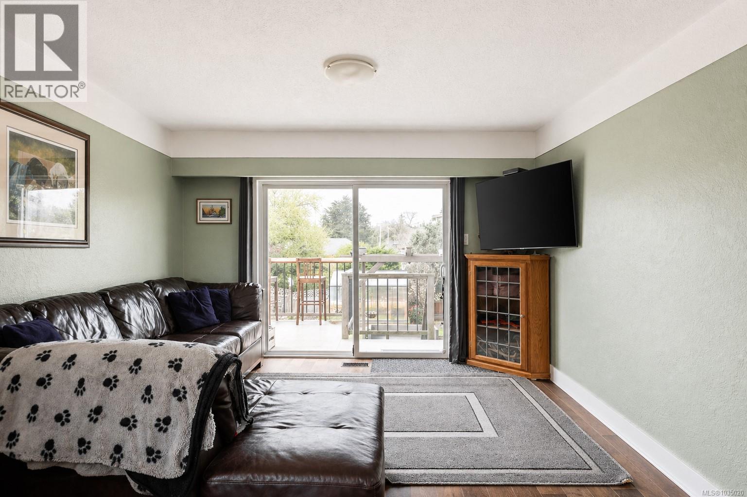 1233 Roy Rd - 13