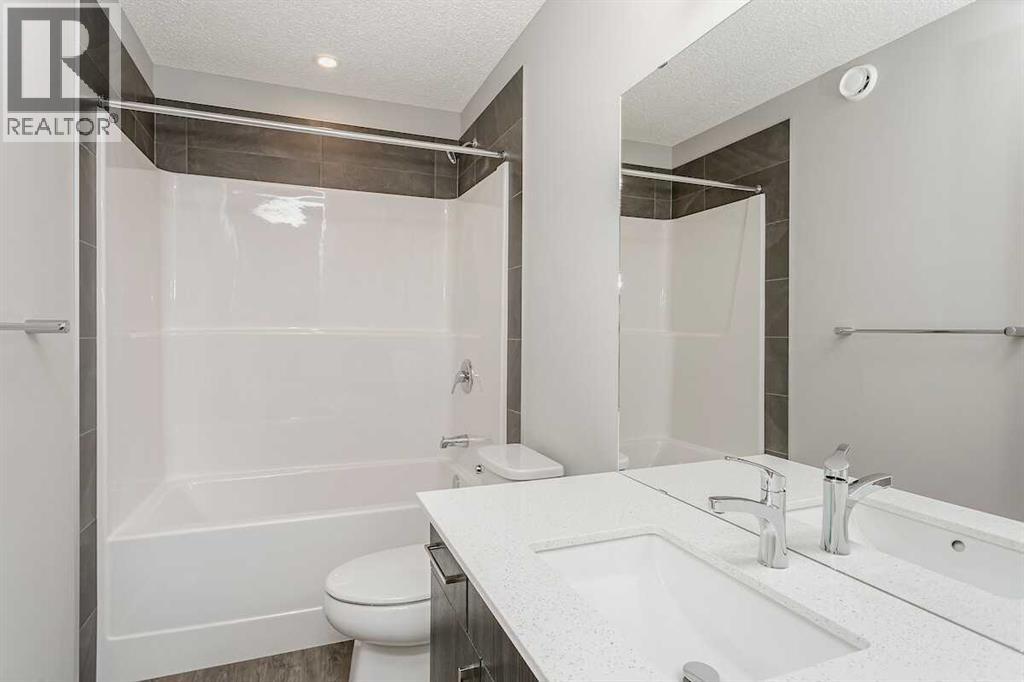 222 Heartwood Parade SE - 17