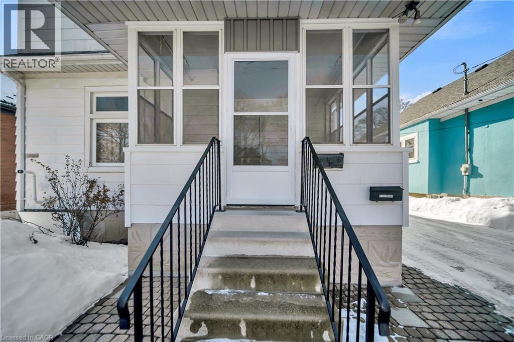141 SAMUEL Street, Kitchener, Ontario, N2H1P9 — Photo 38
