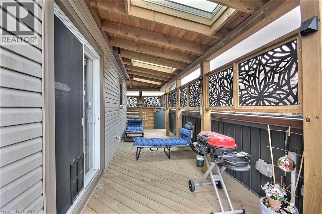 506 MAIN Street E - 10