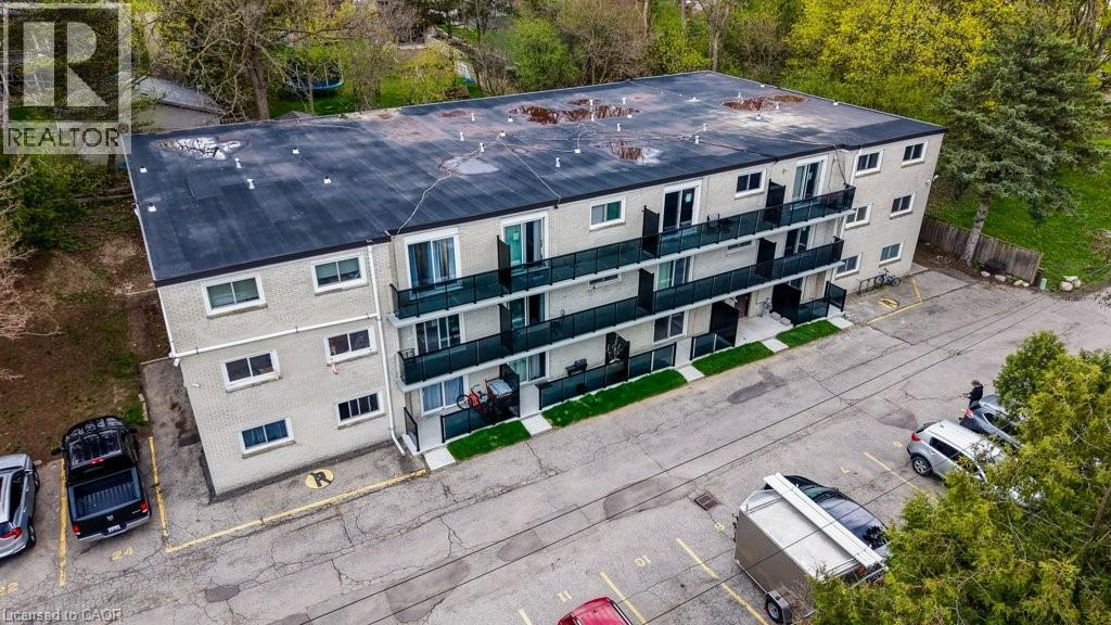 930 EAGLE Street N Unit# 3, Cambridge, Ontario, N3H1C4 — Photo 3