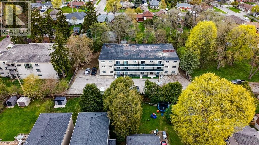 930 EAGLE Street N Unit# 3, Cambridge, Ontario, N3H1C4 — Photo 5