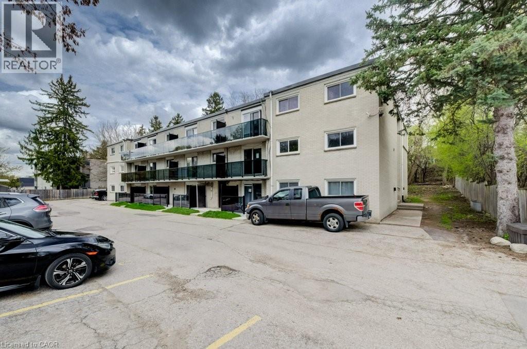 930 EAGLE Street N Unit# 3, Cambridge, Ontario, N3H1C4 — Photo 6