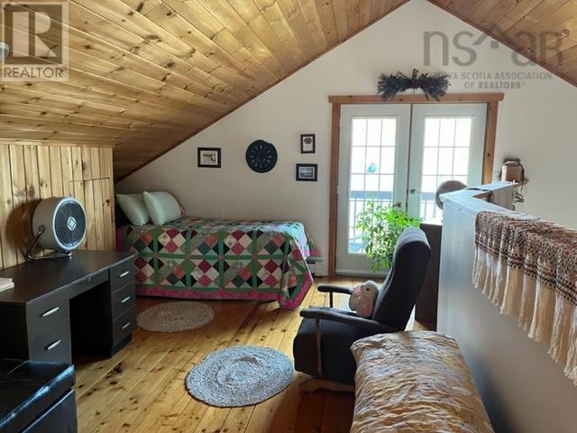 4155 West Bay Highway - 28