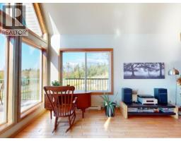 6268 Shelter Point Road, Texada Island, BC V0N3K0 Photo 30