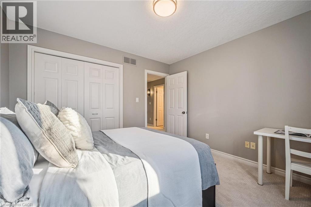 44 CRANE Crescent, Elmira, Ontario, N3B3M3 — Photo 31