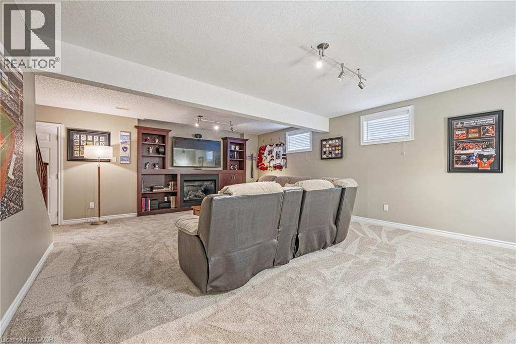 44 CRANE Crescent, Elmira, Ontario, N3B3M3 — Photo 37