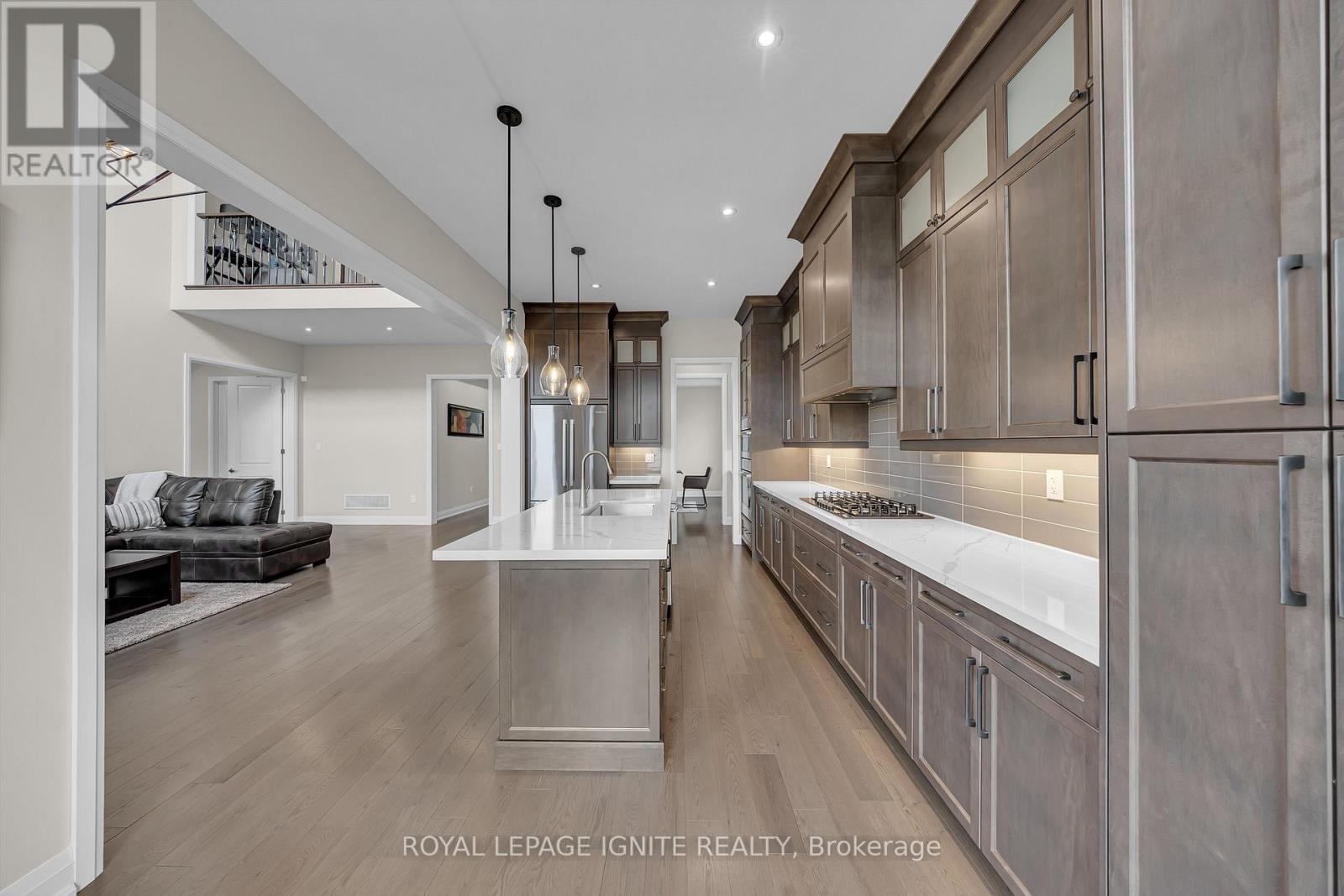 398 FRONTIER COURT - 14