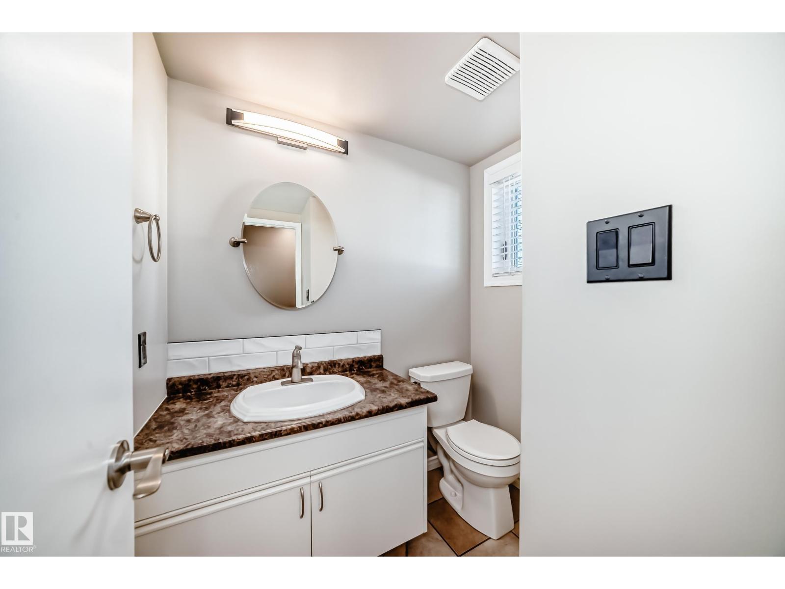 10226 152 ST NW - 25