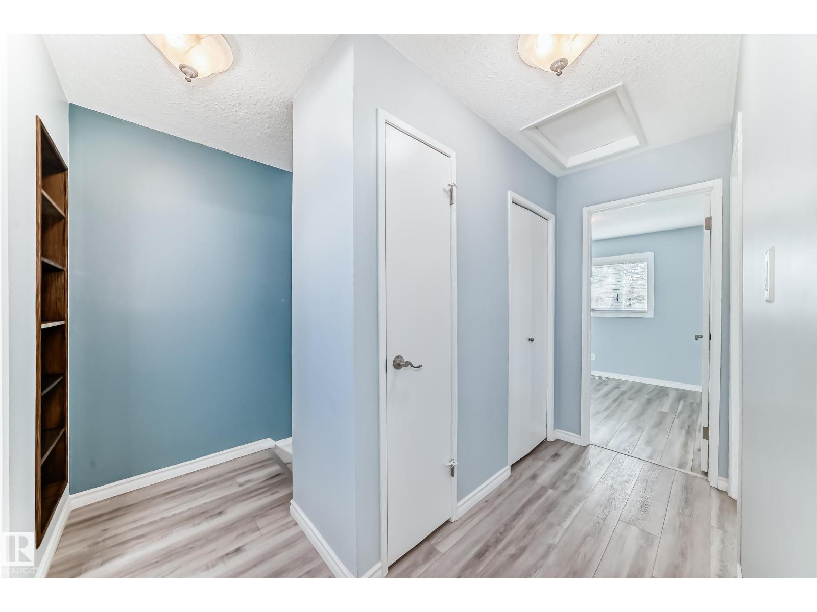 10226 152 ST NW - 39