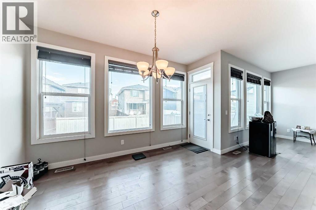 172 Redstone Park NE - 7