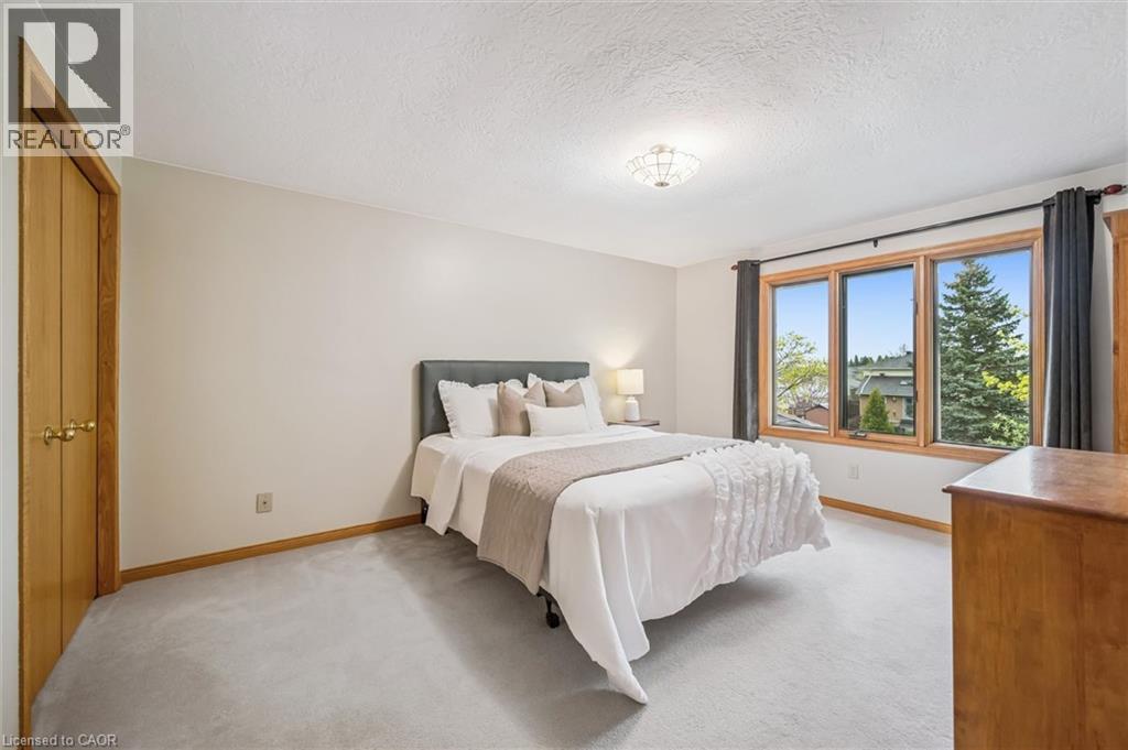 82 CORFIELD Drive, Kitchener, Ontario, N2A3W9 — Photo 48
