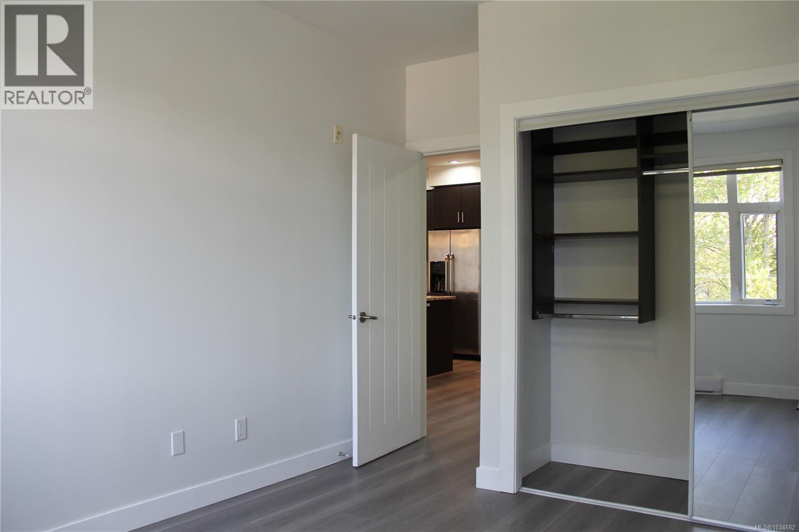 #312 2655 Sooke Rd - 19